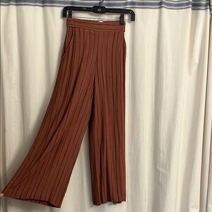 Elegant Brown Pleated Women's Pants